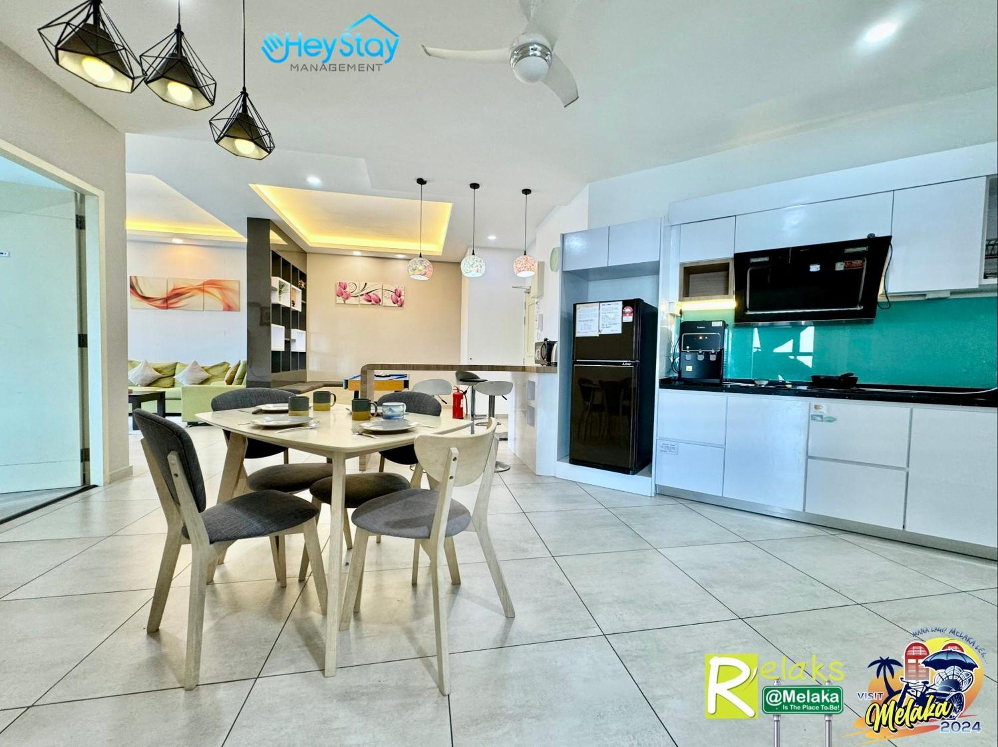 Atlantis Residences Melaka By Heystay Management Exteriör bild