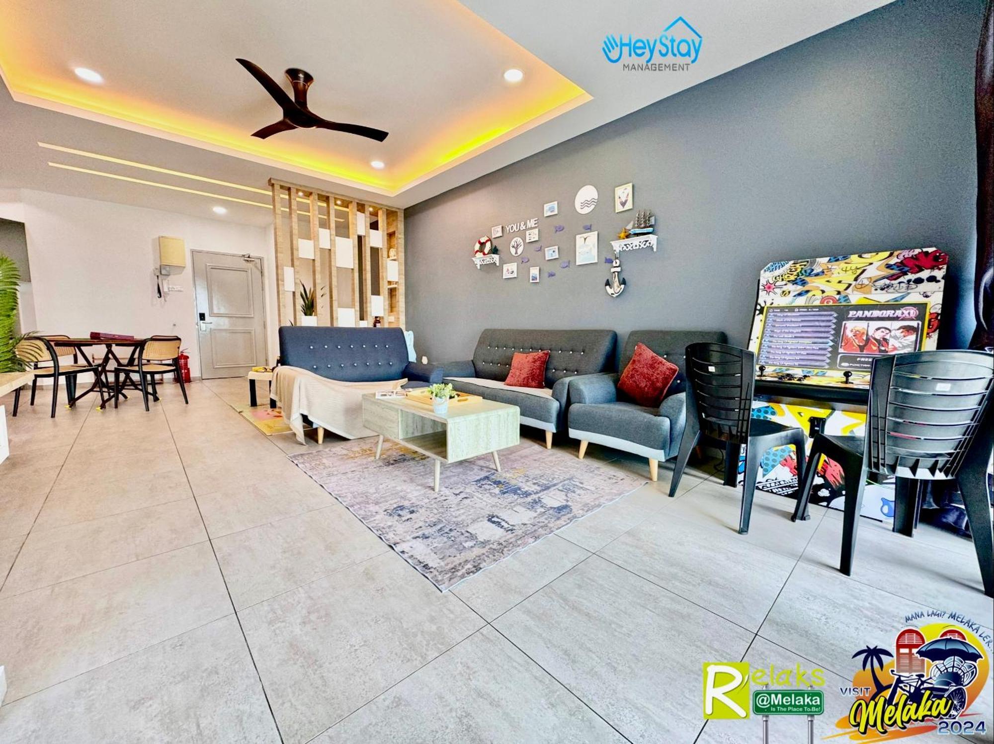 Atlantis Residences Melaka By Heystay Management Exteriör bild