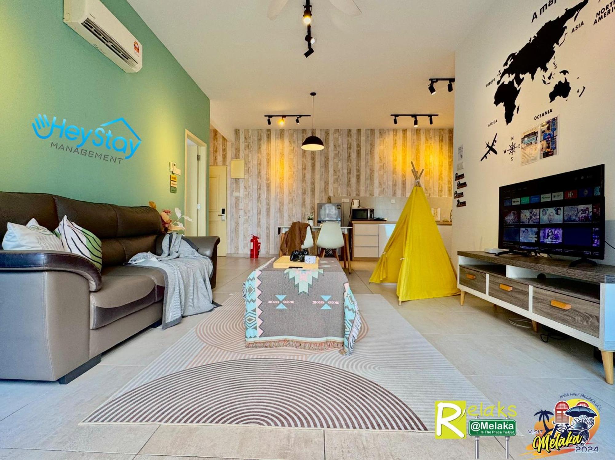 Atlantis Residences Melaka By Heystay Management Exteriör bild